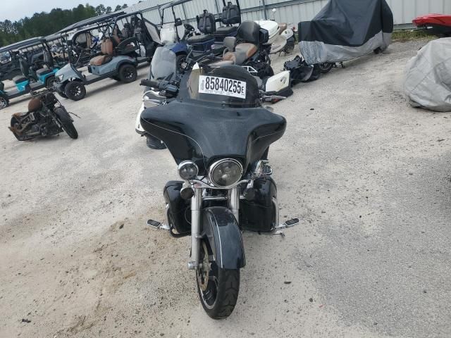 2011 Harley-Davidson Flhtk