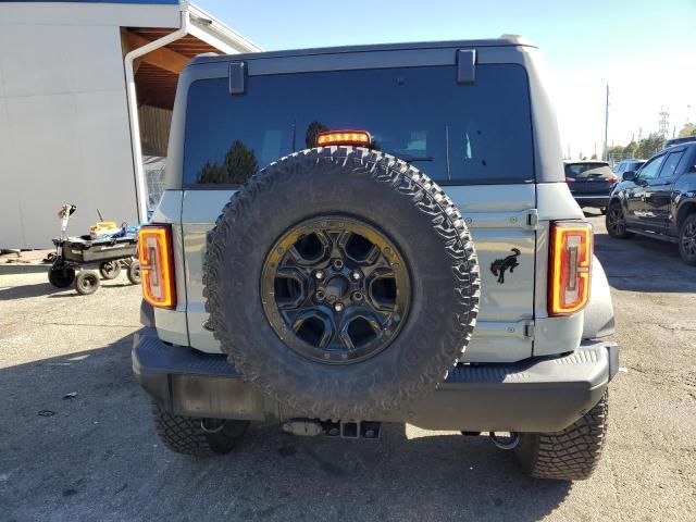 2022 Ford Bronco Base