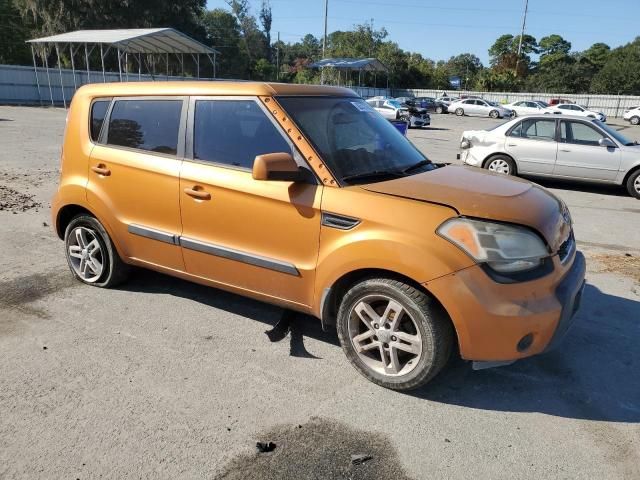 2011 KIA Soul +