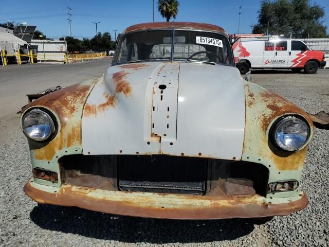 1951 Pontiac UK