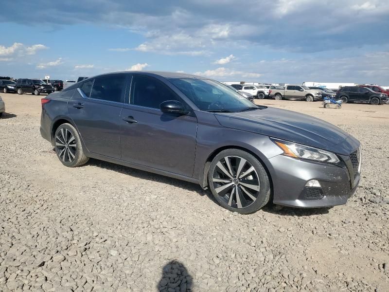 2021 Nissan Altima SR