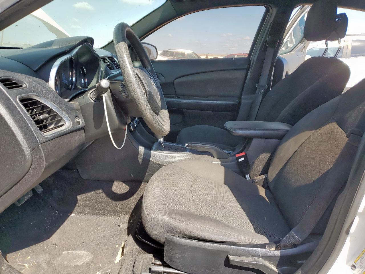 2012 Dodge Avenger se