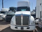 2014 Kenworth T680 Semi Truck