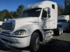 2005 Freightliner Conventional Columbia