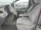 2014 Toyota Sienna le
