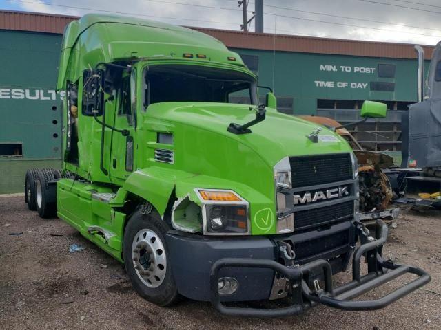 2023 Mack Anthem Semi Truck