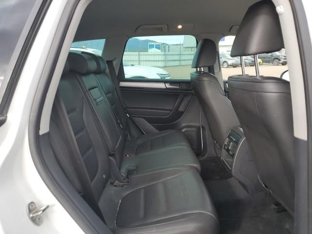 2014 Volkswagen Touareg V6
