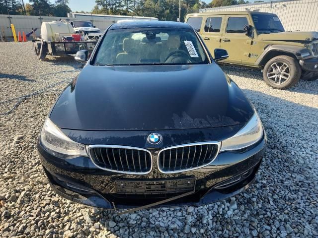 2017 BMW 330 Xigt