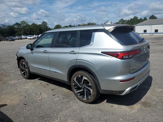 2023 Mitsubishi Outlander se