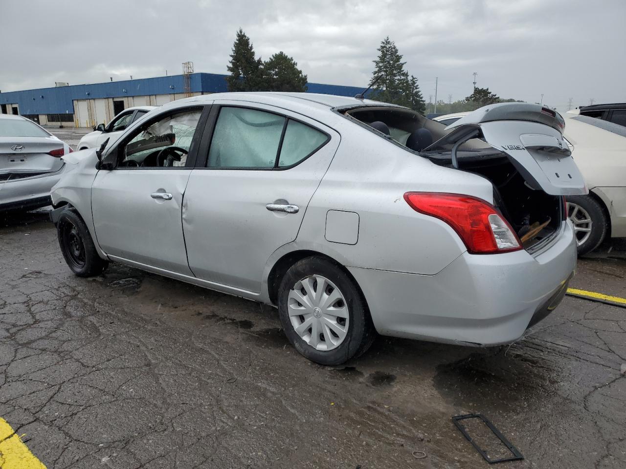 2019 Nissan Versa s