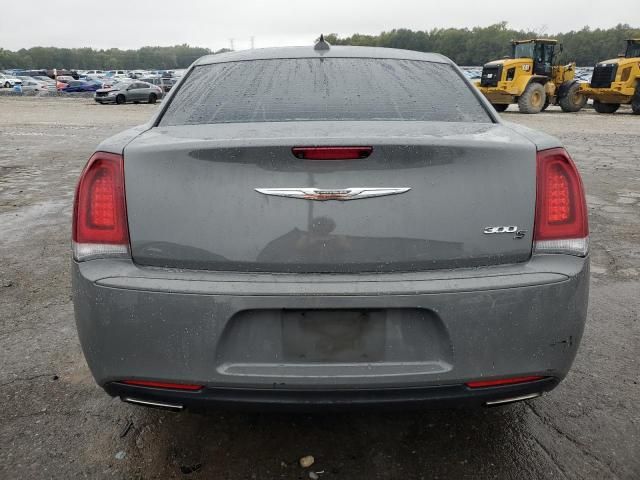 2019 Chrysler 300 s