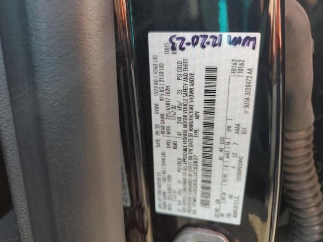 2020 Ford Escape SE