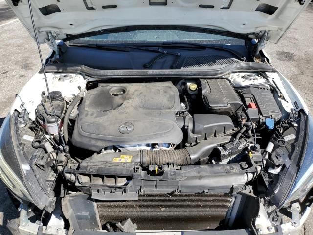 2018 Infiniti QX30 Base