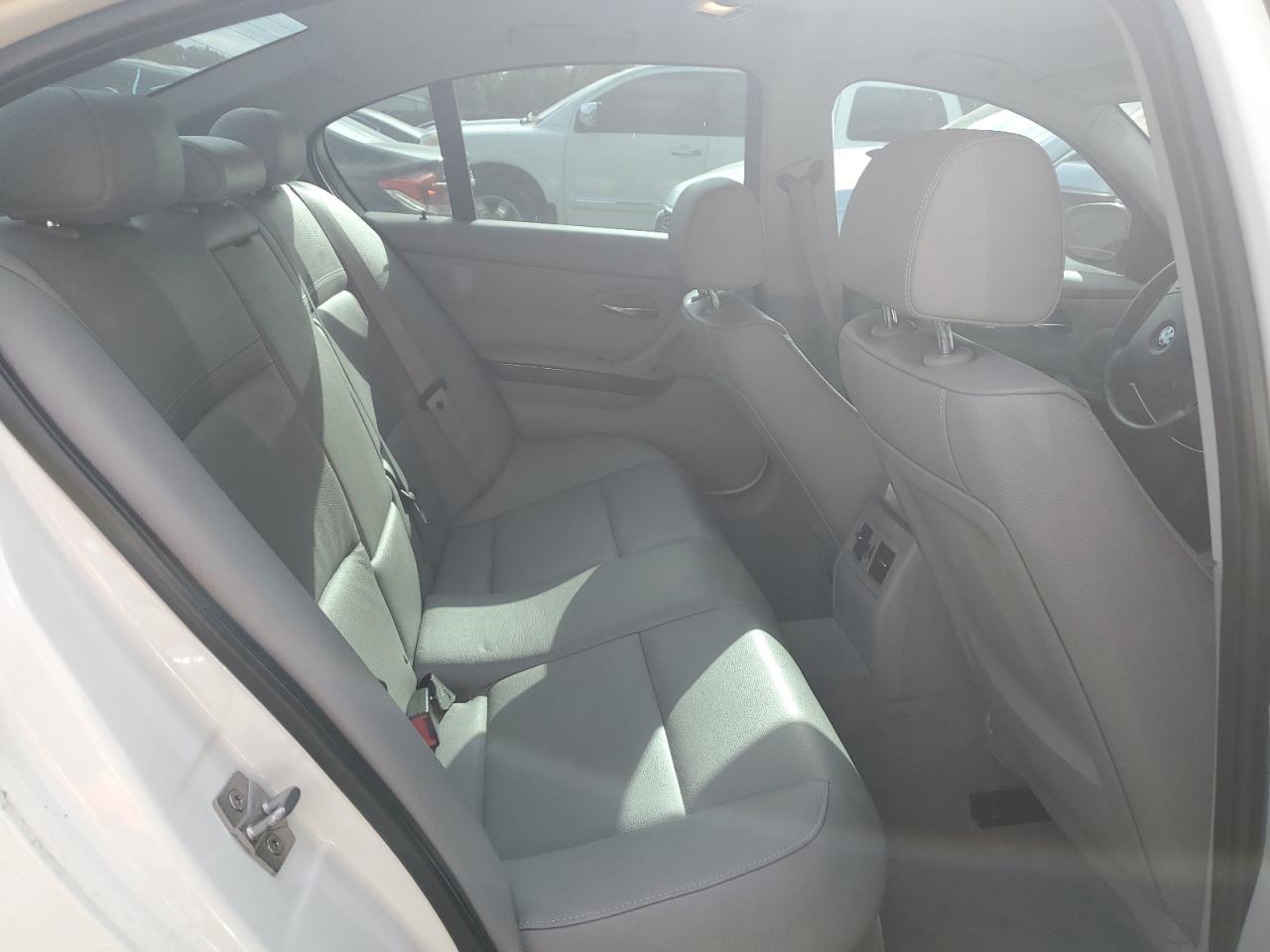 2011 BMW 328 xi Sulev
