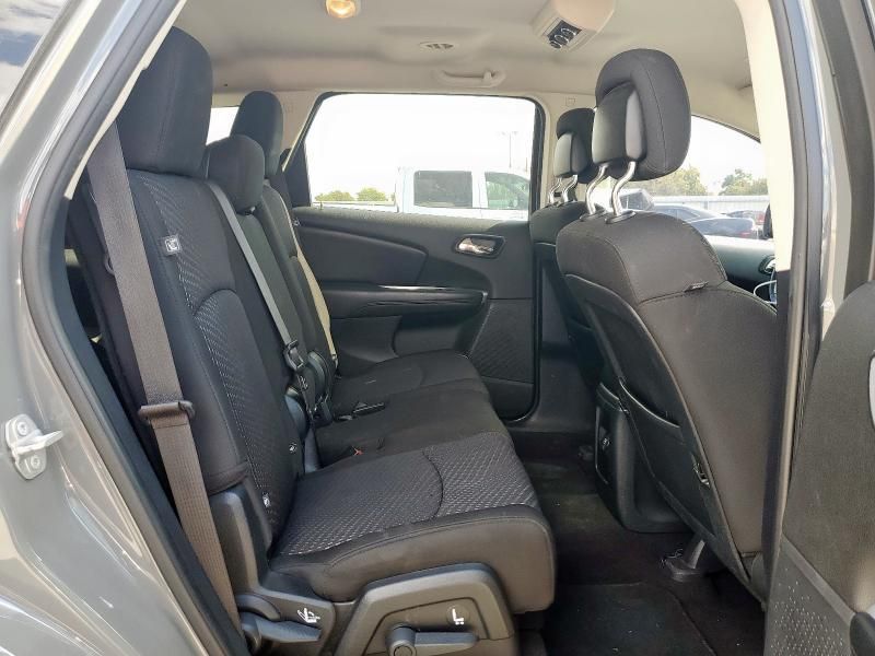 2020 Dodge Journey SE
