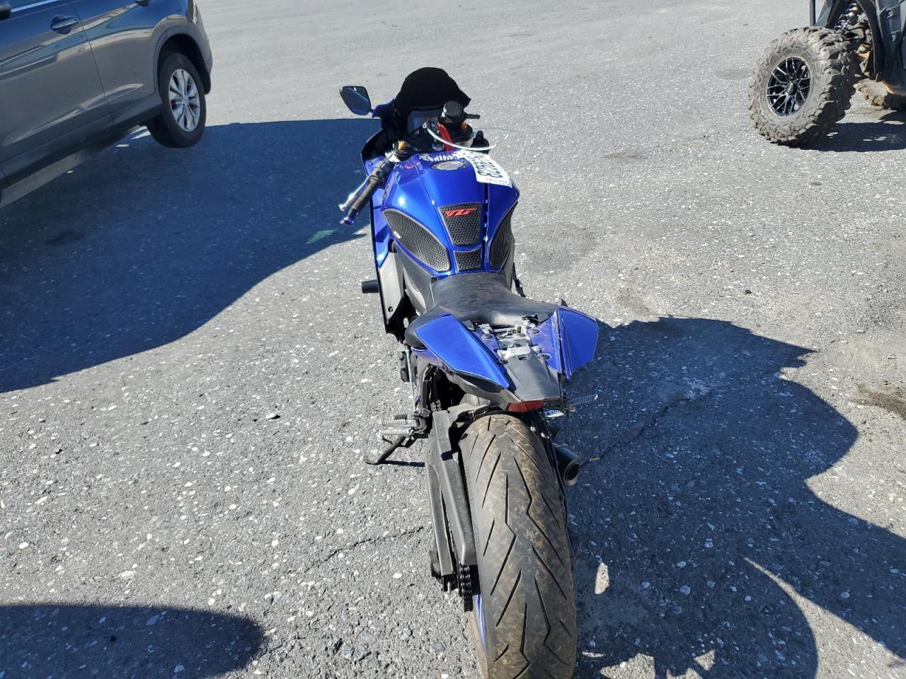 2022 Yamaha YZFR7