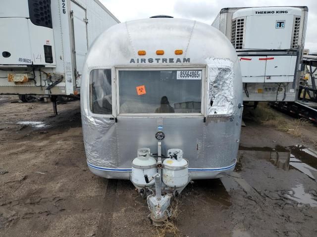 1970 Airstream Land Yacht