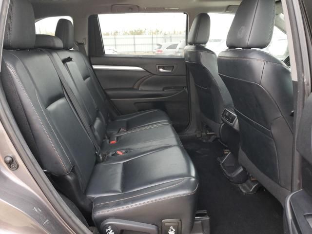 2015 Toyota Highlander xle
