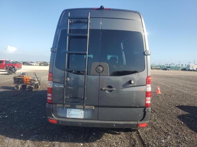 2010 Mercedes-Benz Sprinter 2500