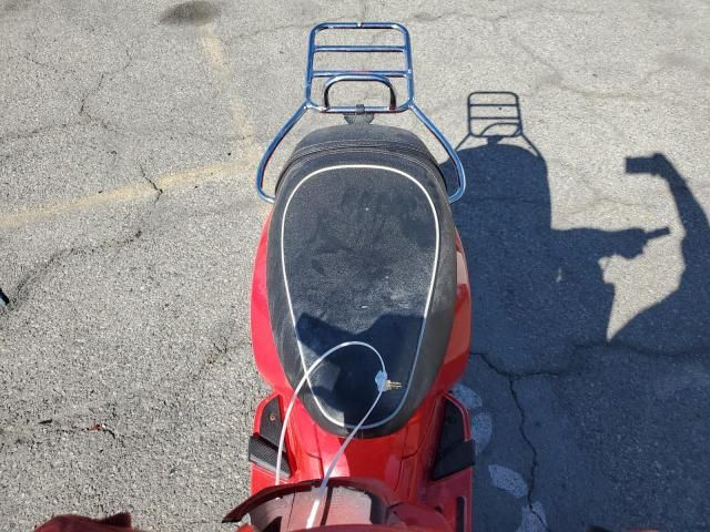 2007 Vespa LX 150