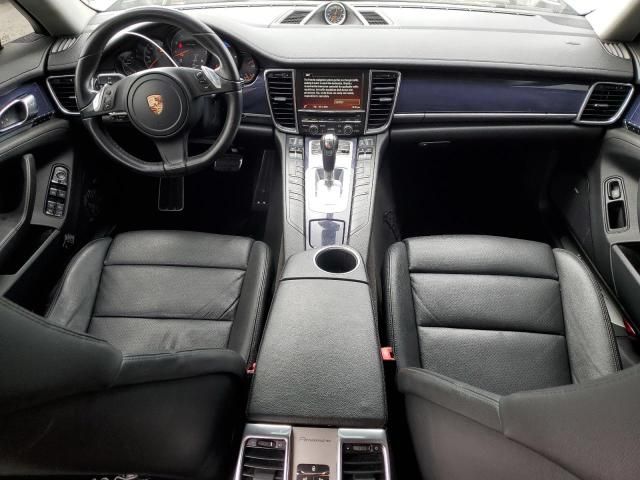 2014 Porsche Panamera 2