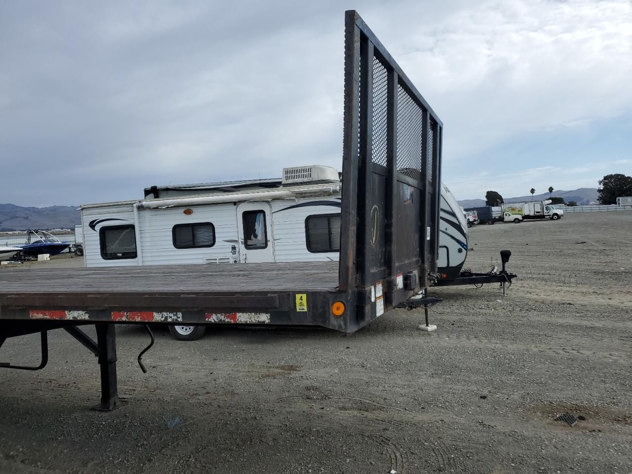 2000 Grtd 2000 Great Dane GRMP10 Flatbed Trailer