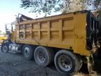 2002 Kenworth Construct-dump Truck