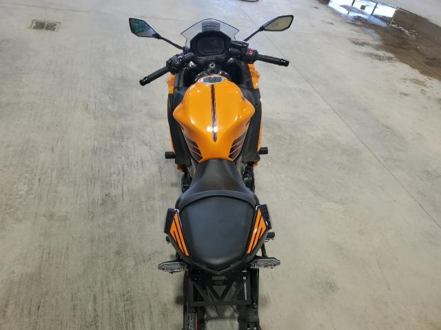2025 Kawasaki EX650 P