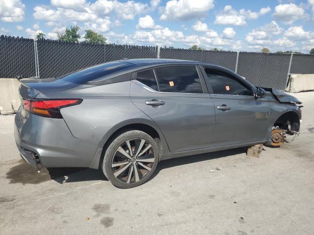 2019 Nissan Altima sr