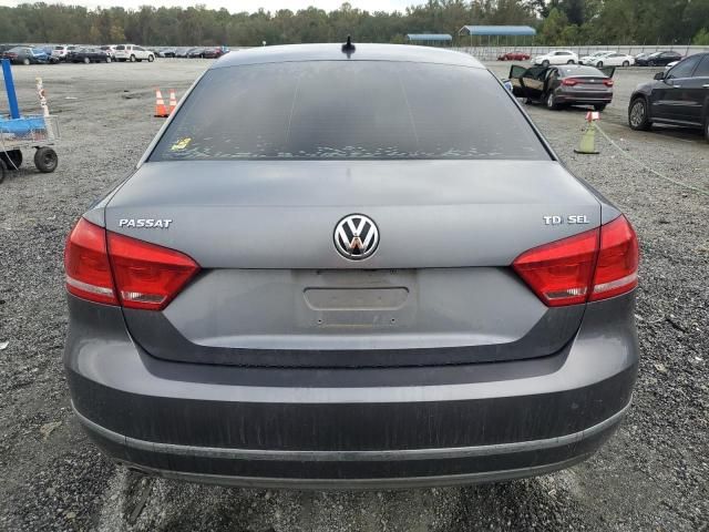 2013 Volkswagen Passat SEL