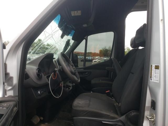2022 Mercedes-Benz Sprinter 2