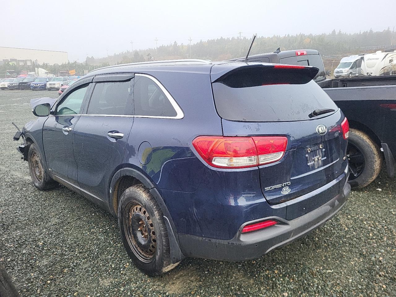 2016 KIA Sorento lx