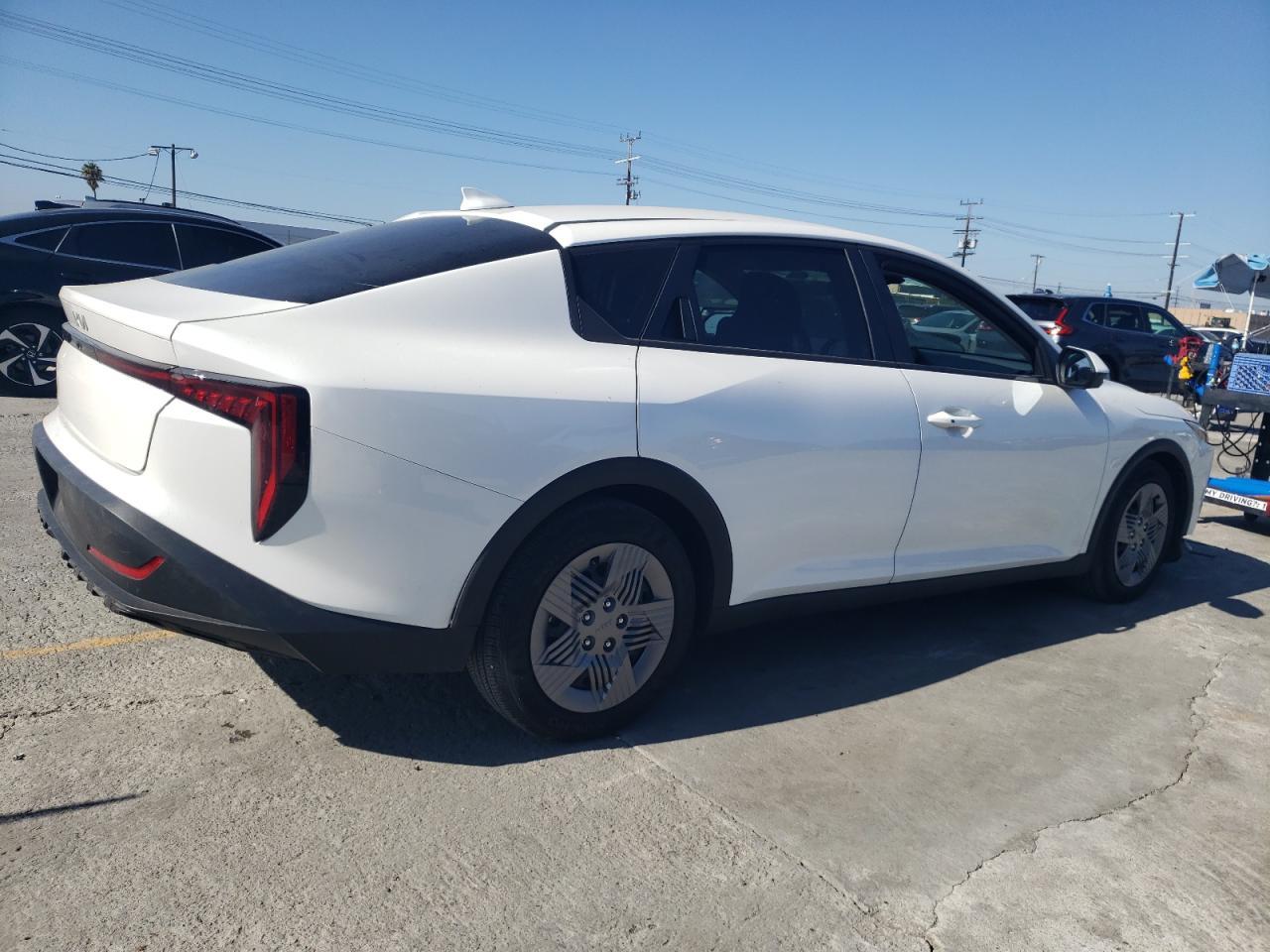 2025 KIA K4 lx