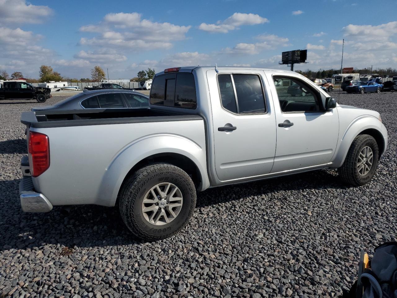 2019 Niss Frontier sv
