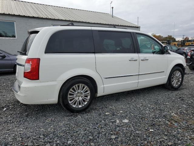 2013 Chrysler Town & Country Touring l