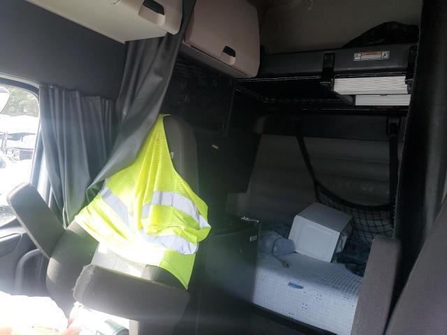 2023 Freigliner 2023 Freightliner Cascadia 126 Semi Truck