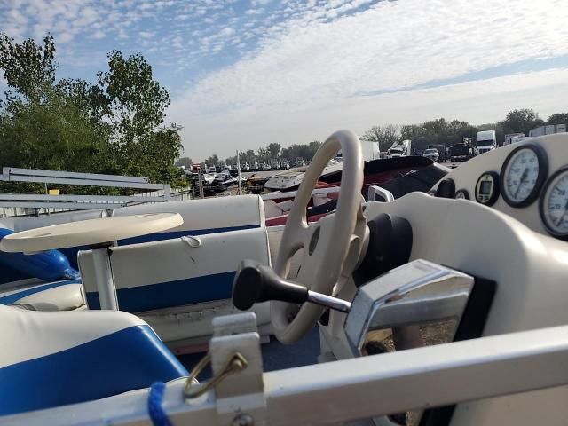 1998 Premier 2000 Mercury Power 2000-Outboard Engine