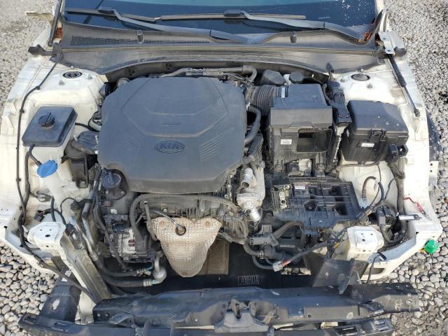 2017 KIA Cadenza Premium