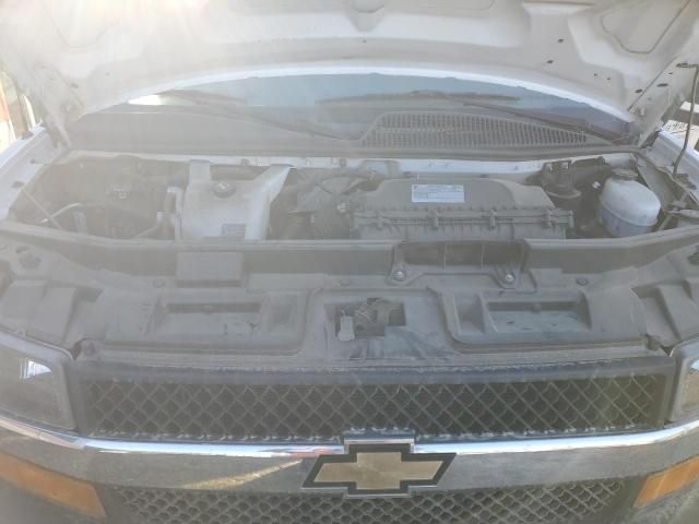 2022 Chev 3500 Express