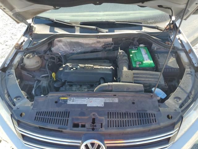 2015 Volkswagen Tiguan S