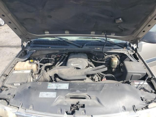 2002 Chevrolet Tahoe C1500