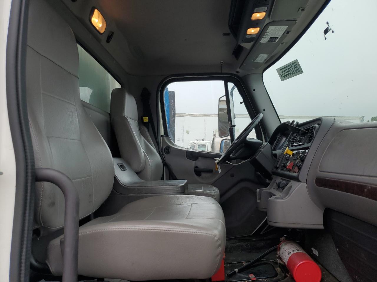 2020 Freightliner M2 106 MED-BOX Truck