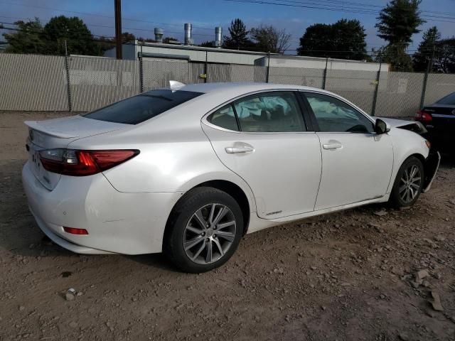 2016 Lexus ES 300H