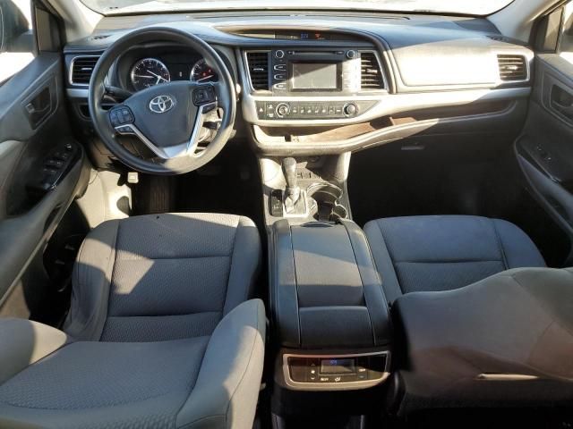 2015 Toyota Highlander LE