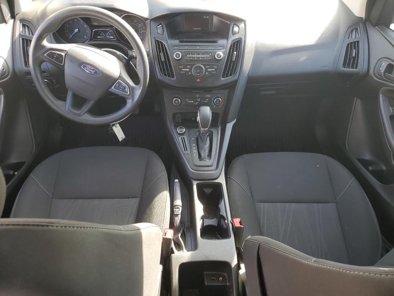 2016 Ford Focus s