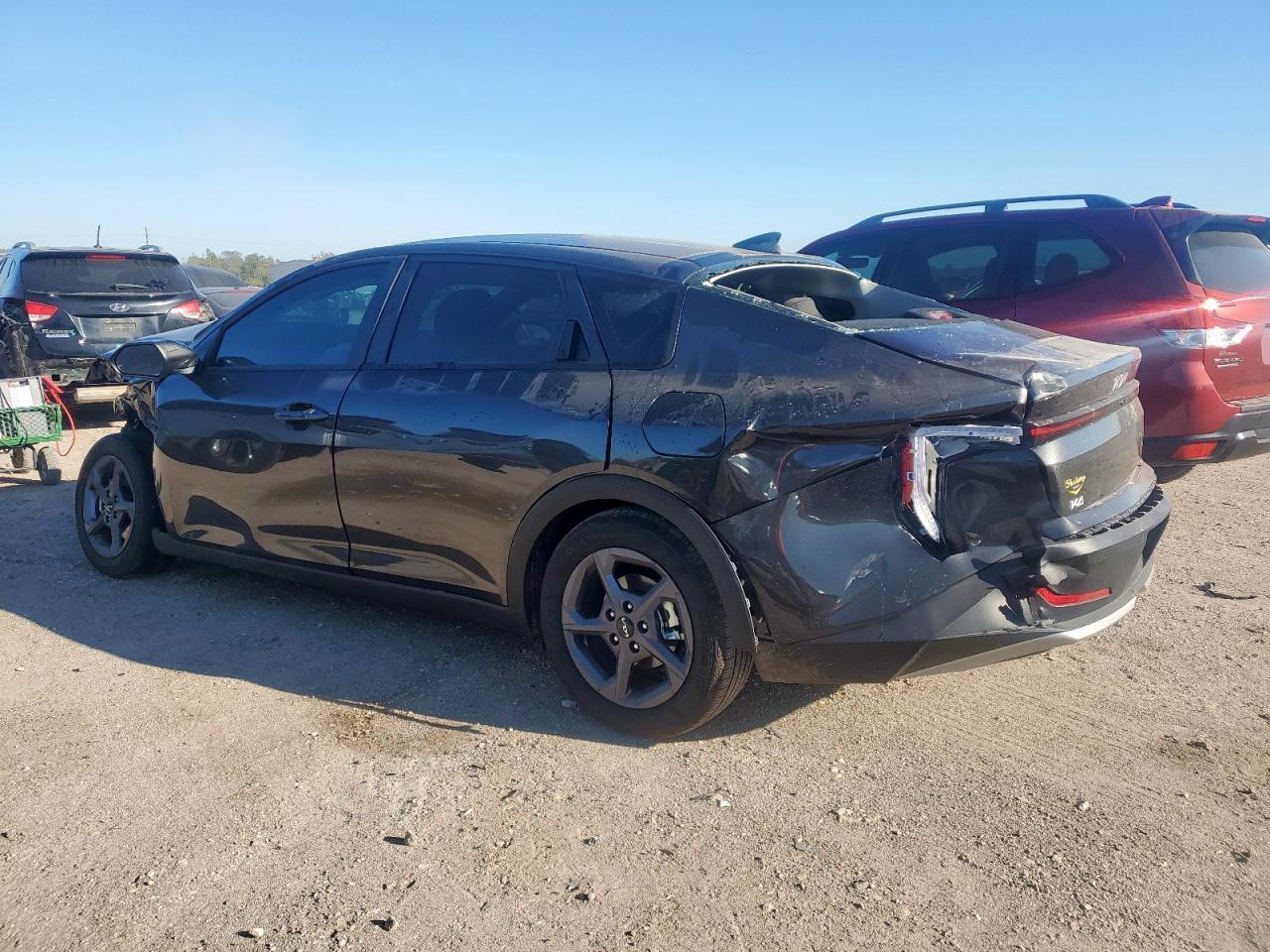 2025 KIA K4 lx