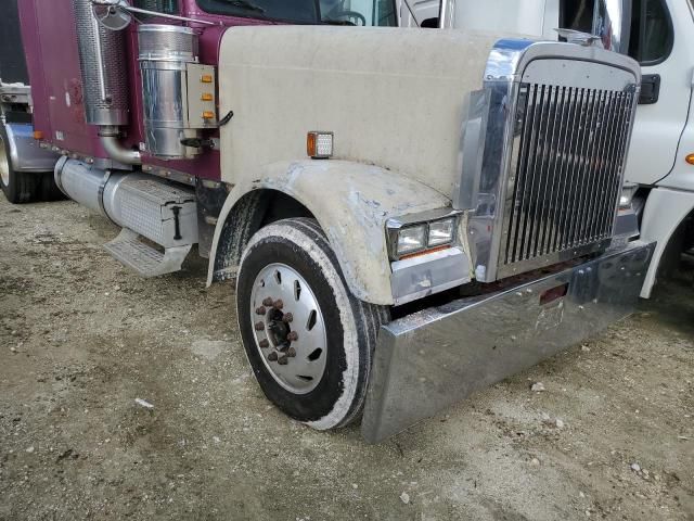 1998 Freightliner FLD Semi Truck