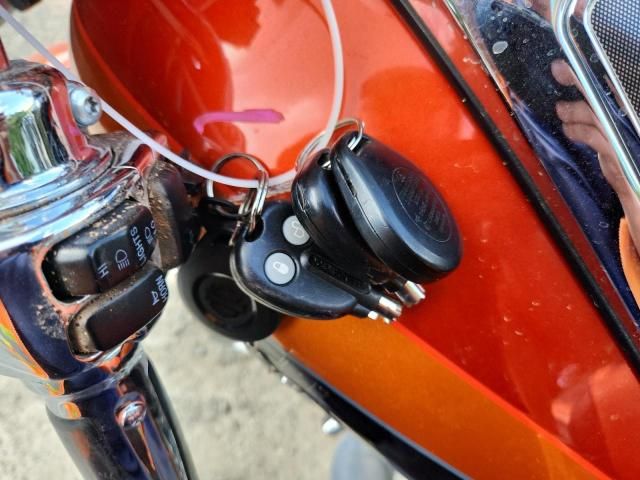 2013 Harley-Davidson Flhtcuse CVO Ultra Classic Electra Glide