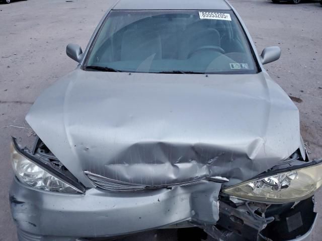 2005 Toyota Camry LE