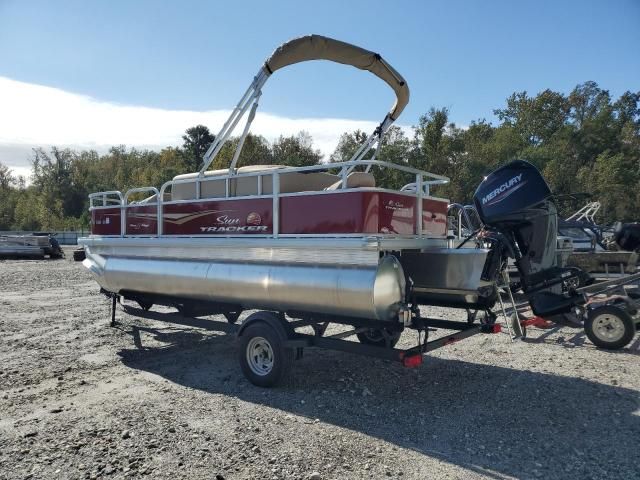 2025 Sun Tracker Bass Buggy 18